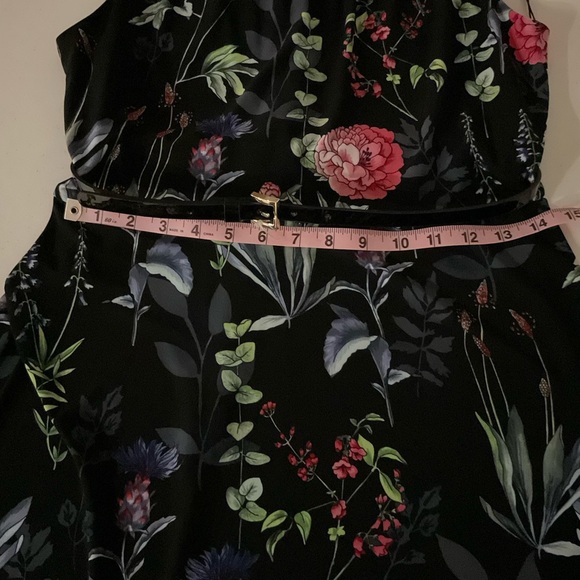 NWT Tommy Hilfiger Vibrant Floral Dress A-line with Belt Black Women’s Size 8 - Picture 5 of 12
